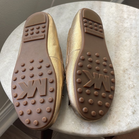Gold Michael kors loafers moccasins - Picture 2 of 6